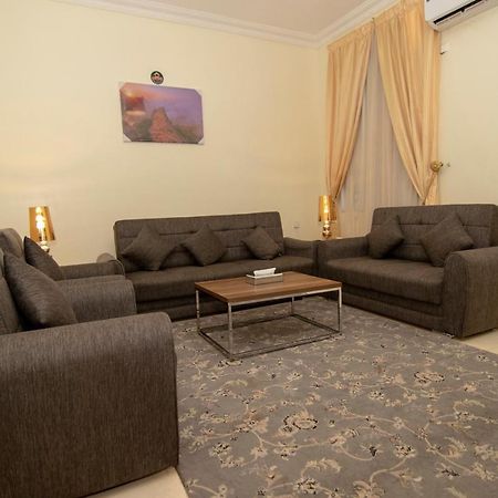قصر رهوان للوحدات الفندقية - Rahwan Palace Hotel Units Baljurashi Buitenkant foto